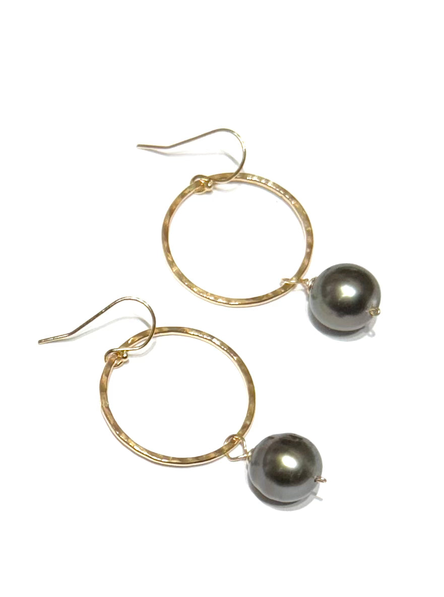 Tahitian pearl or Edison pearl hoop earring