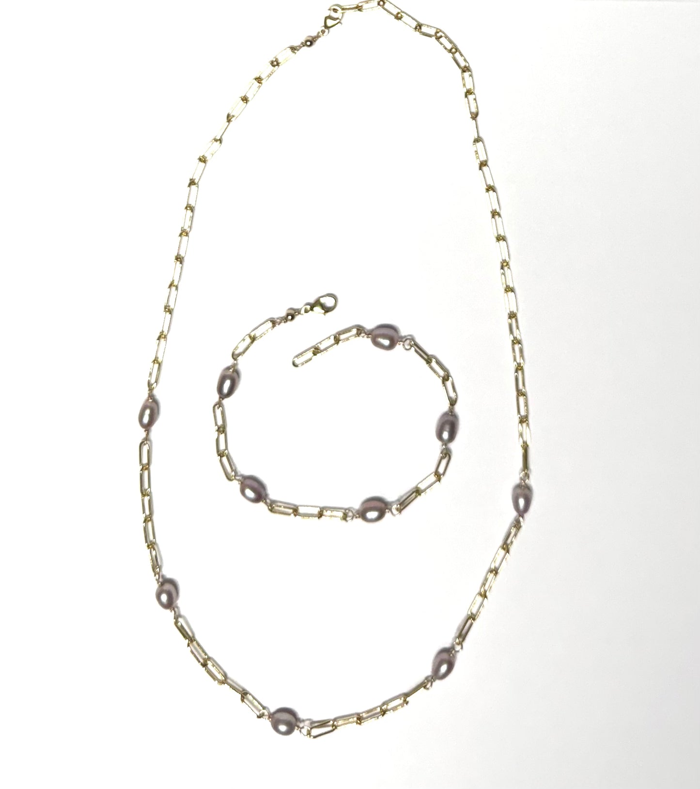 Pink fresh water pearl paperclip bracelet