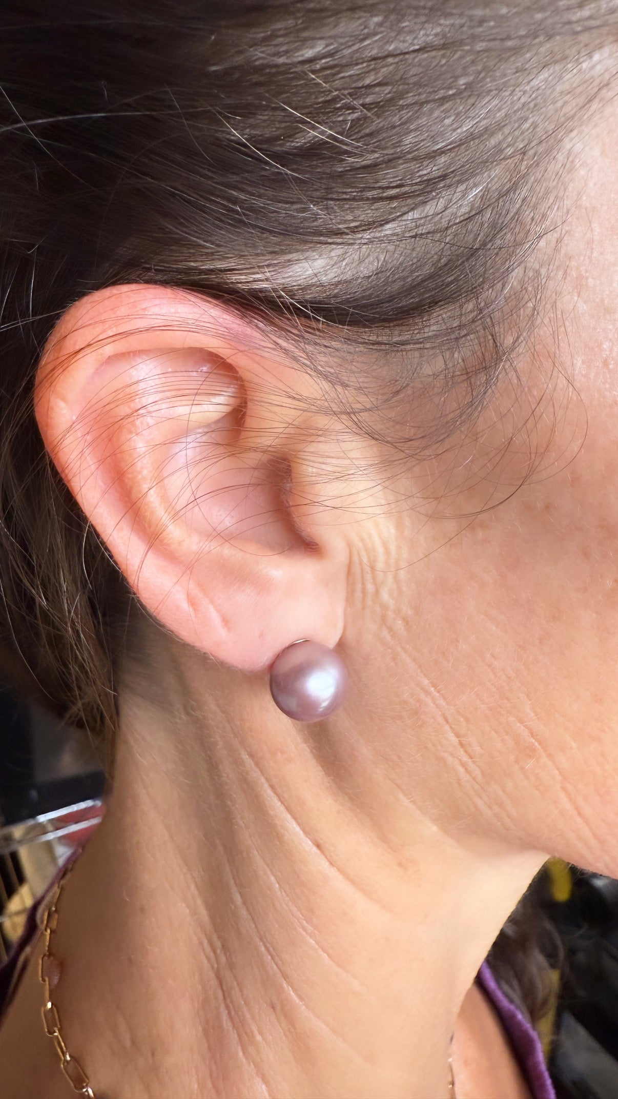 Pink Edison pearl stud earrings