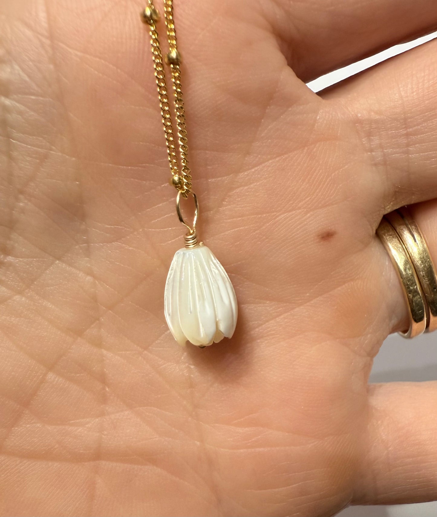 Mother of Pearl Pikake necklace