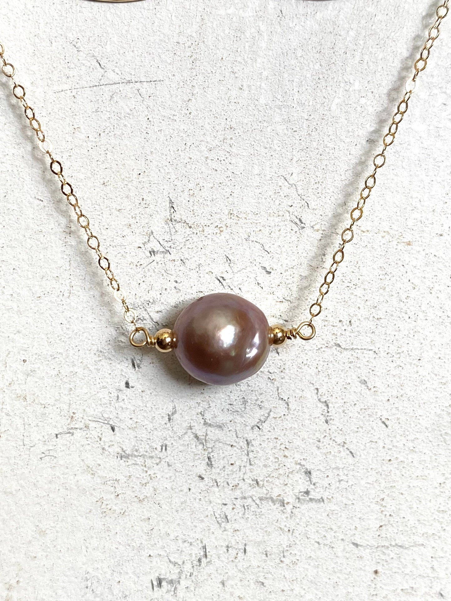 Tahitian or Edison single pearl necklace