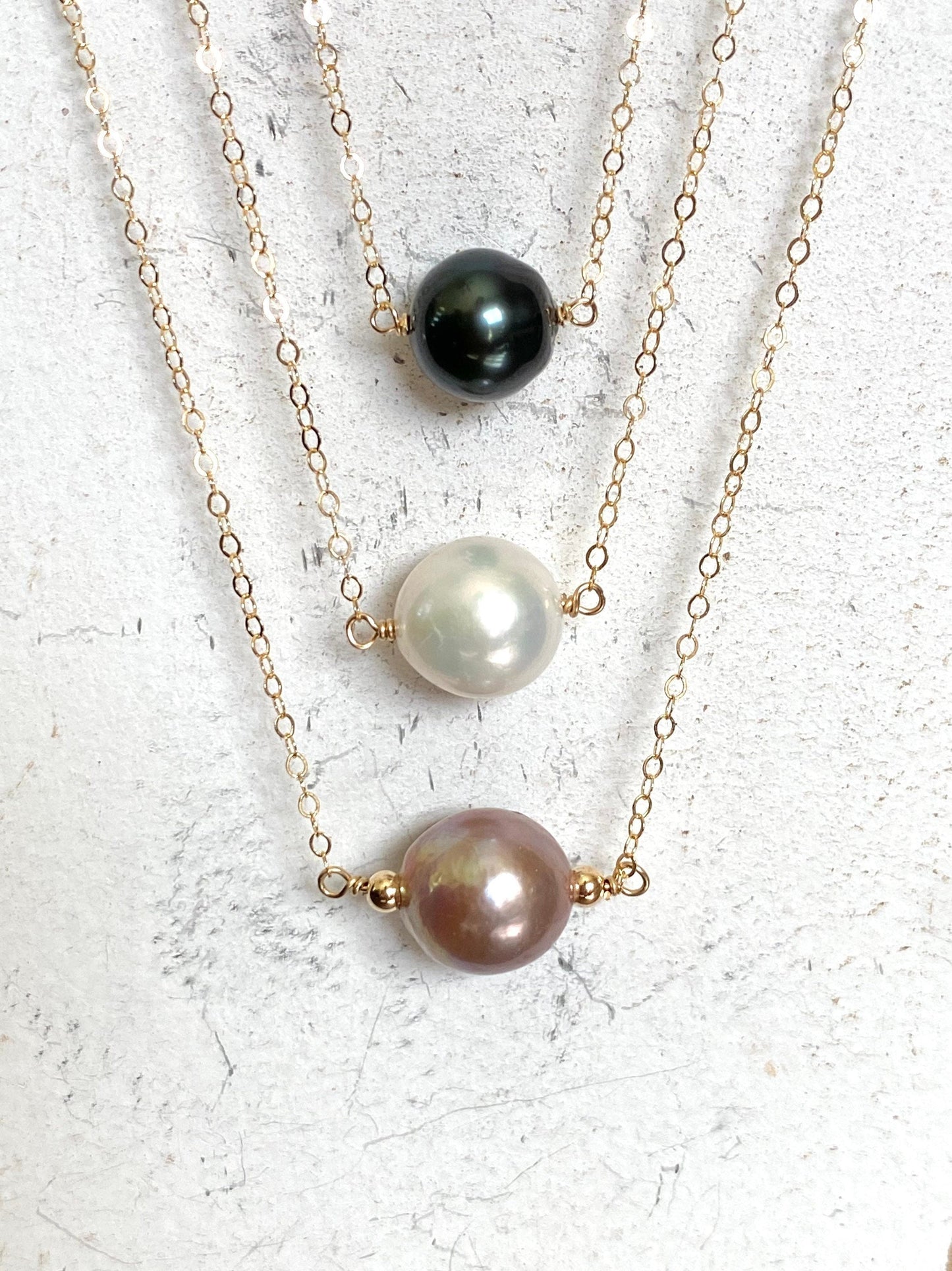 Tahitian or Edison single pearl necklace