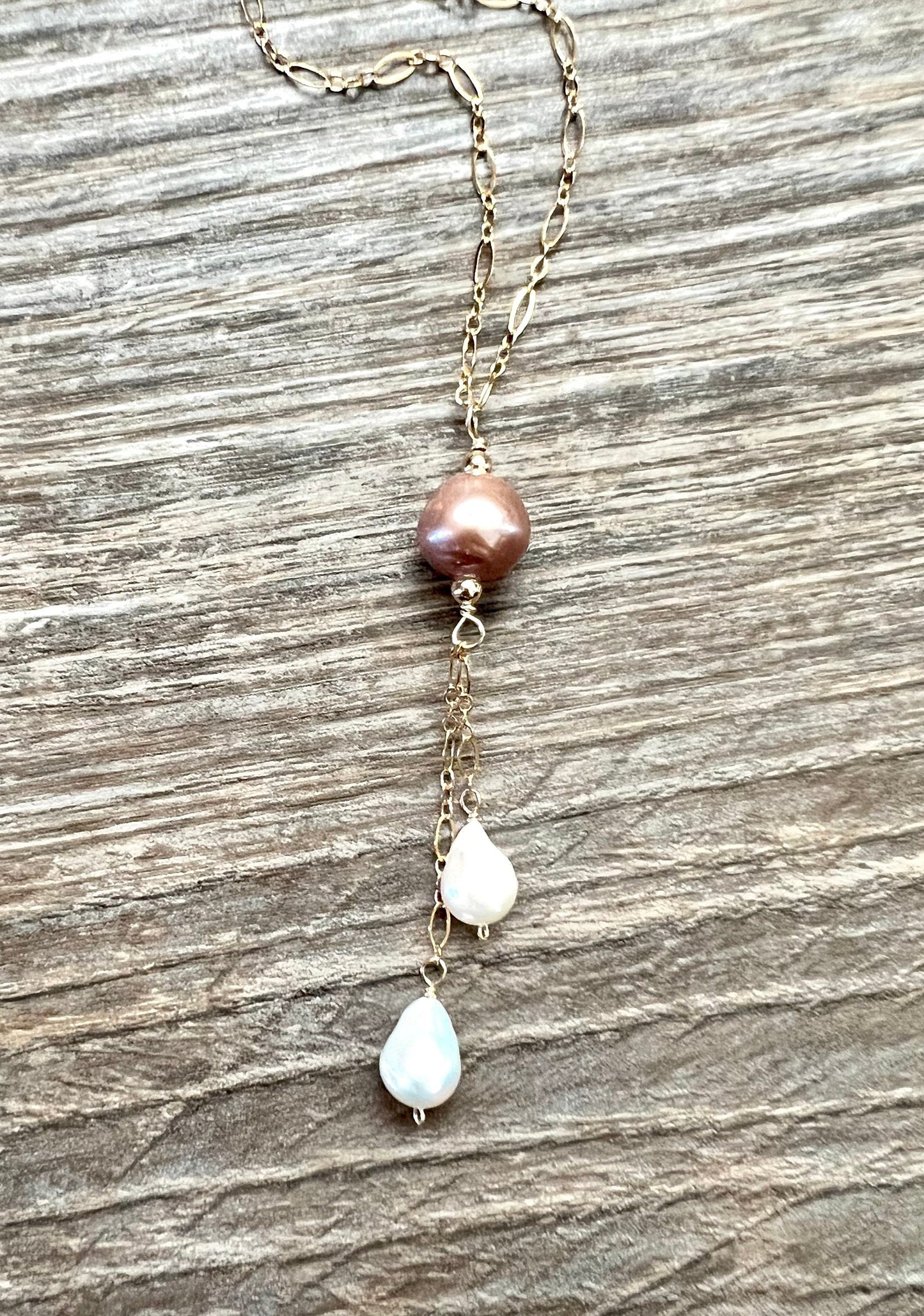 Edison and Baroque pearl lariat necklace