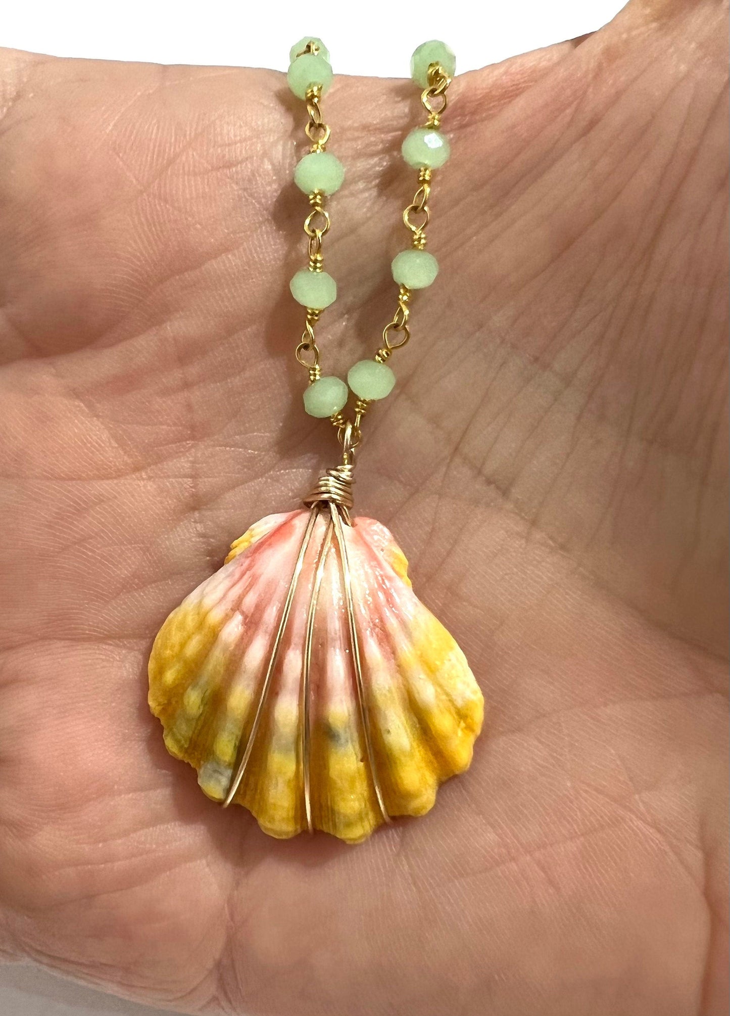 Sunrise shell necklace with prehnite