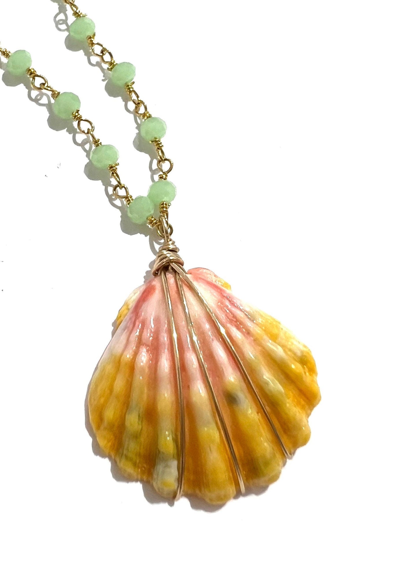 Sunrise shell necklace with prehnite