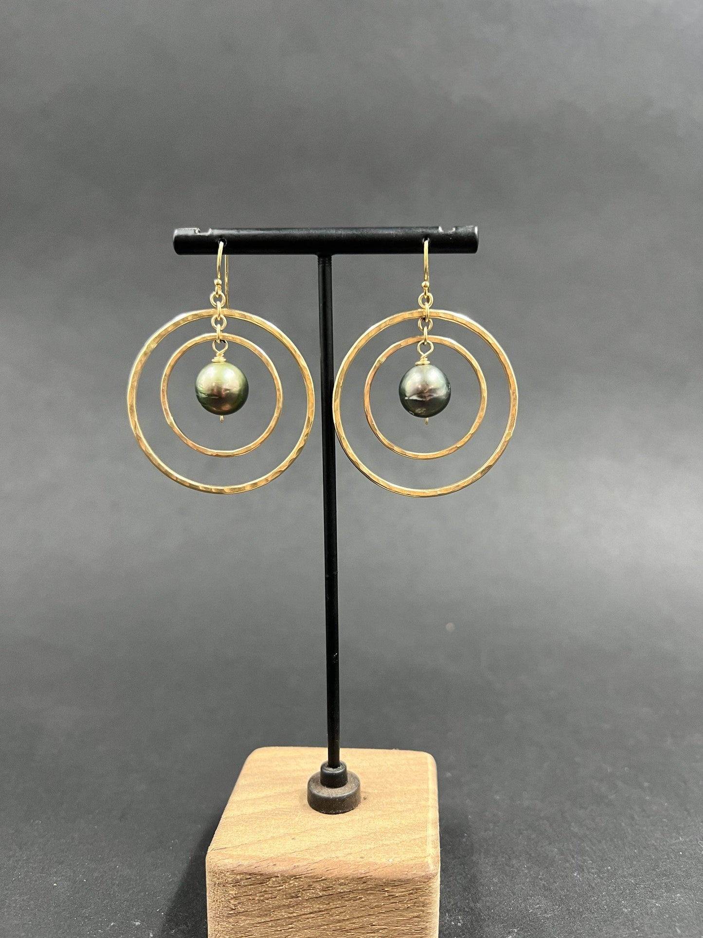 Tahitian Pearl double hoops earrings