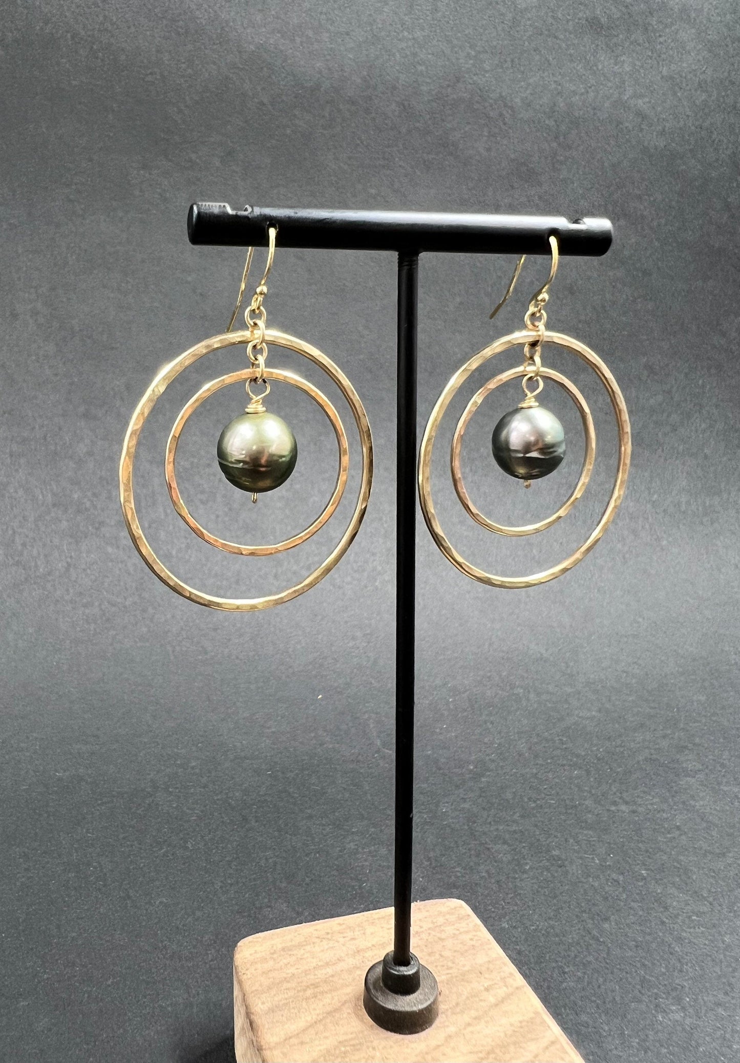Tahitian Pearl double hoops earrings
