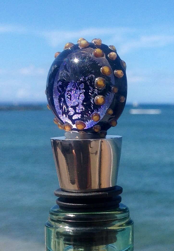 Dichroic Glass Lion of Zion Wine-stopper