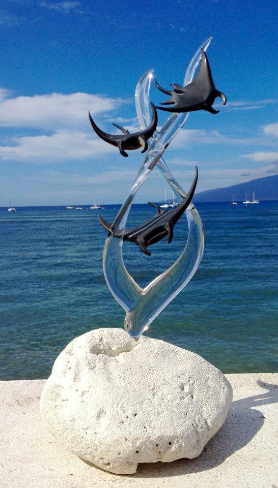 Manta Ray glass sculpture
