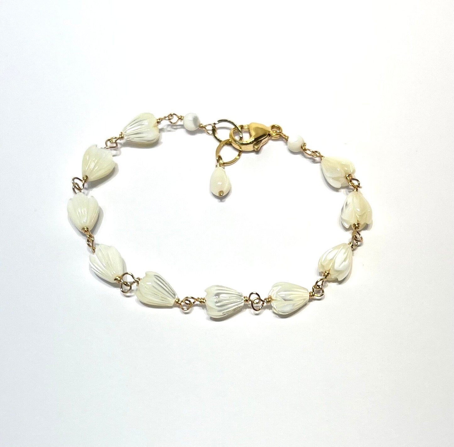 Mother of pearl pikake bracelet