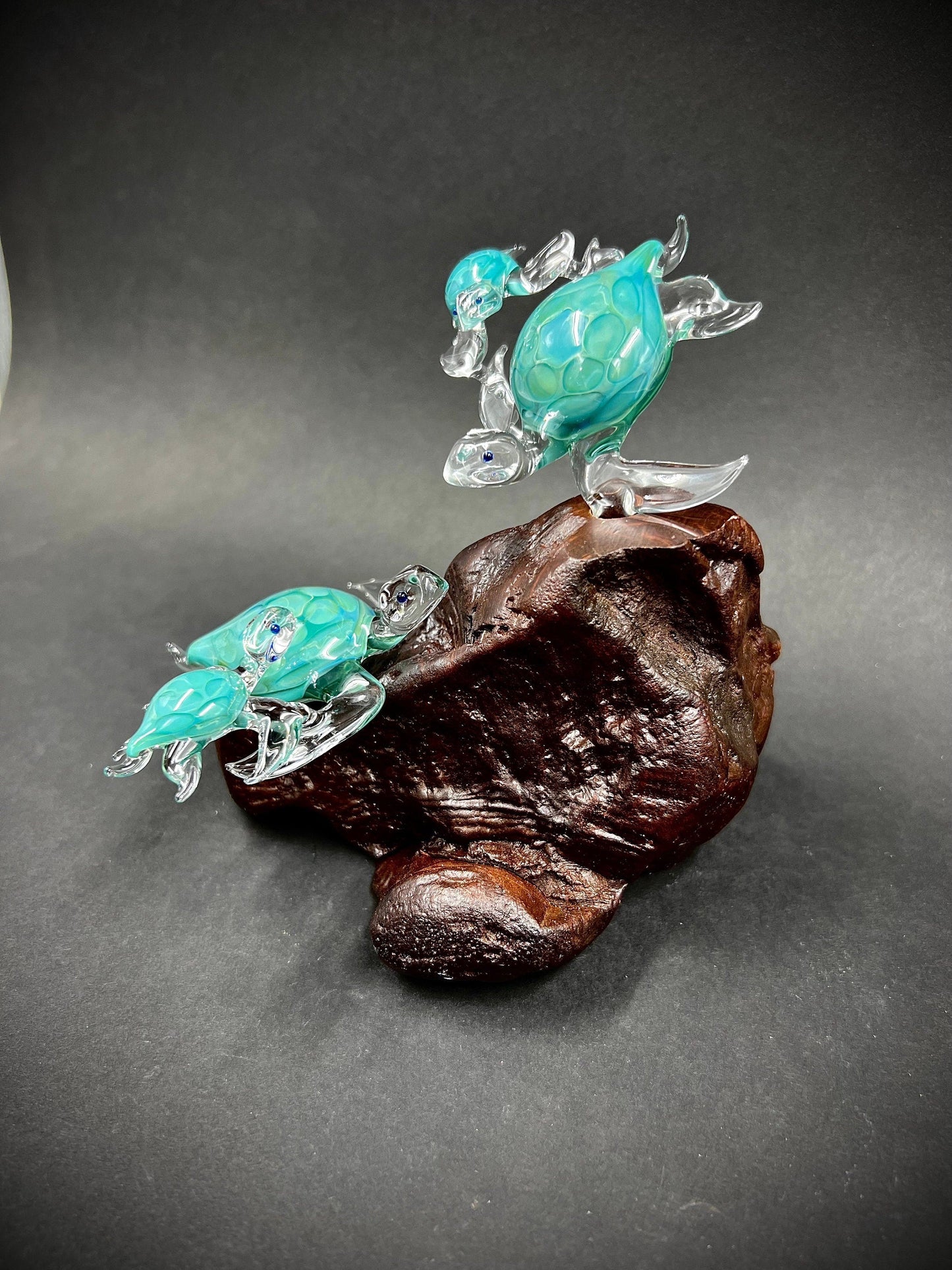 Ohana Sea Turtle family of 4 glass sculpture-2