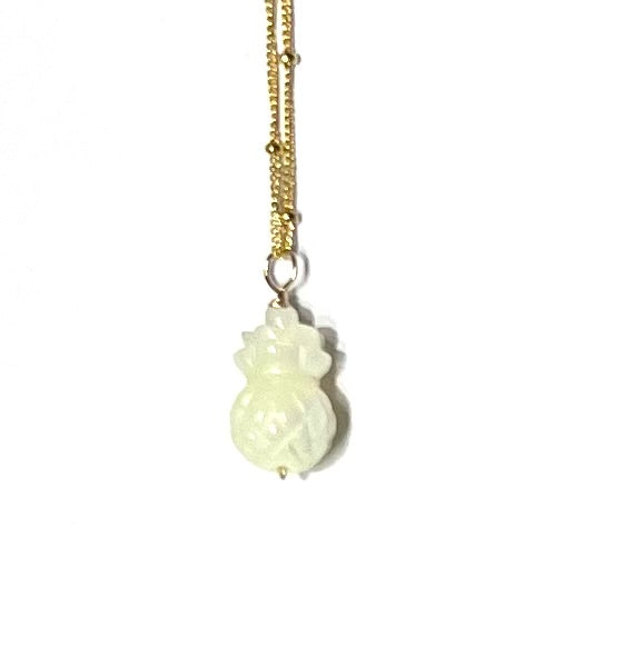 Mother of Pearl Pineapple necklace