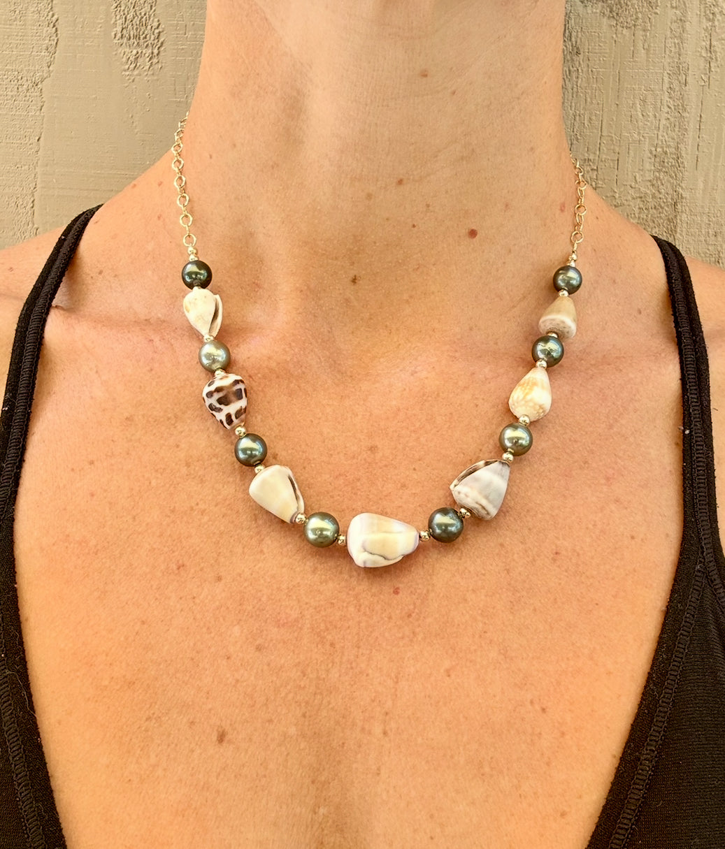Cone shells and Tahitian Pearls necklace