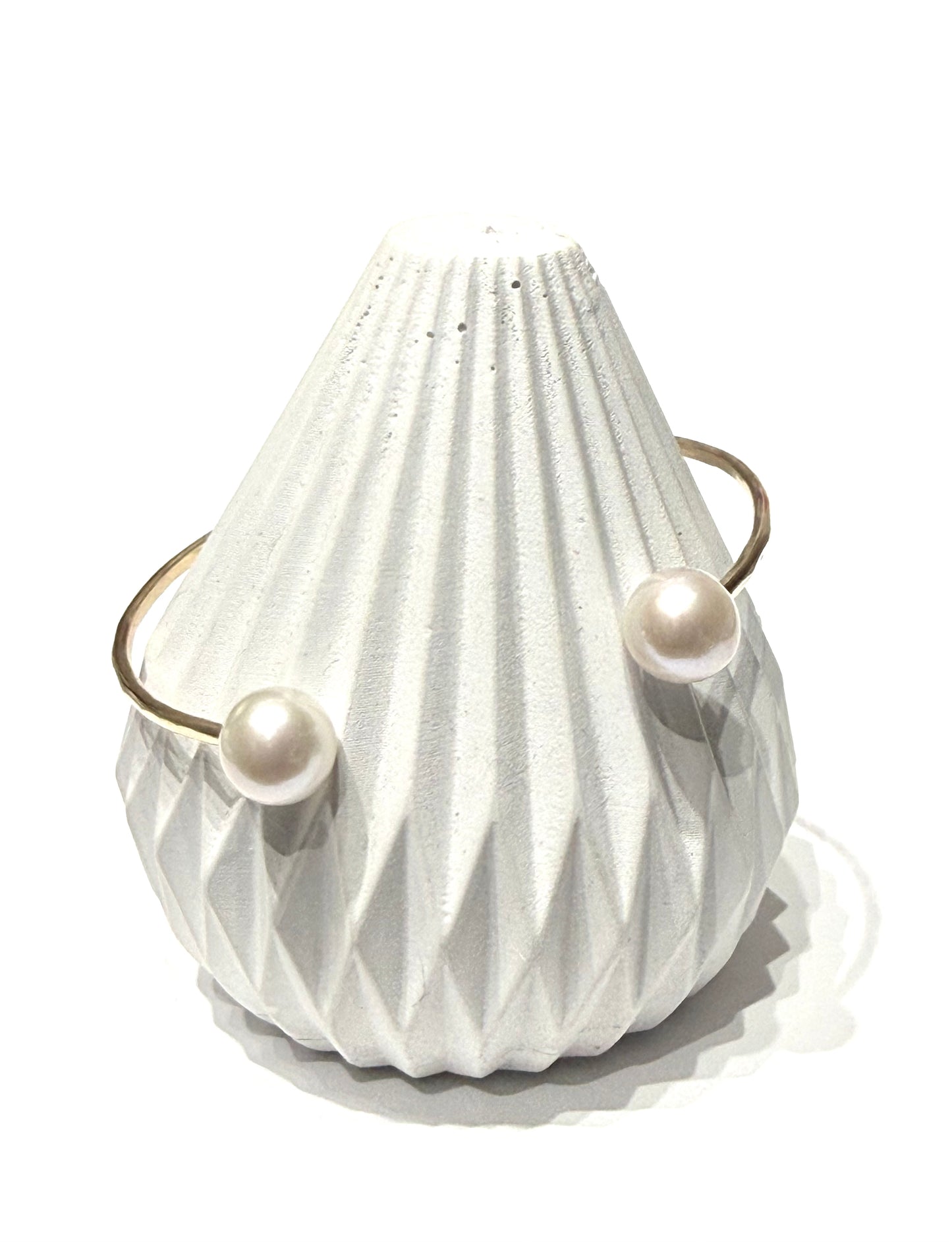 Pearl cuff