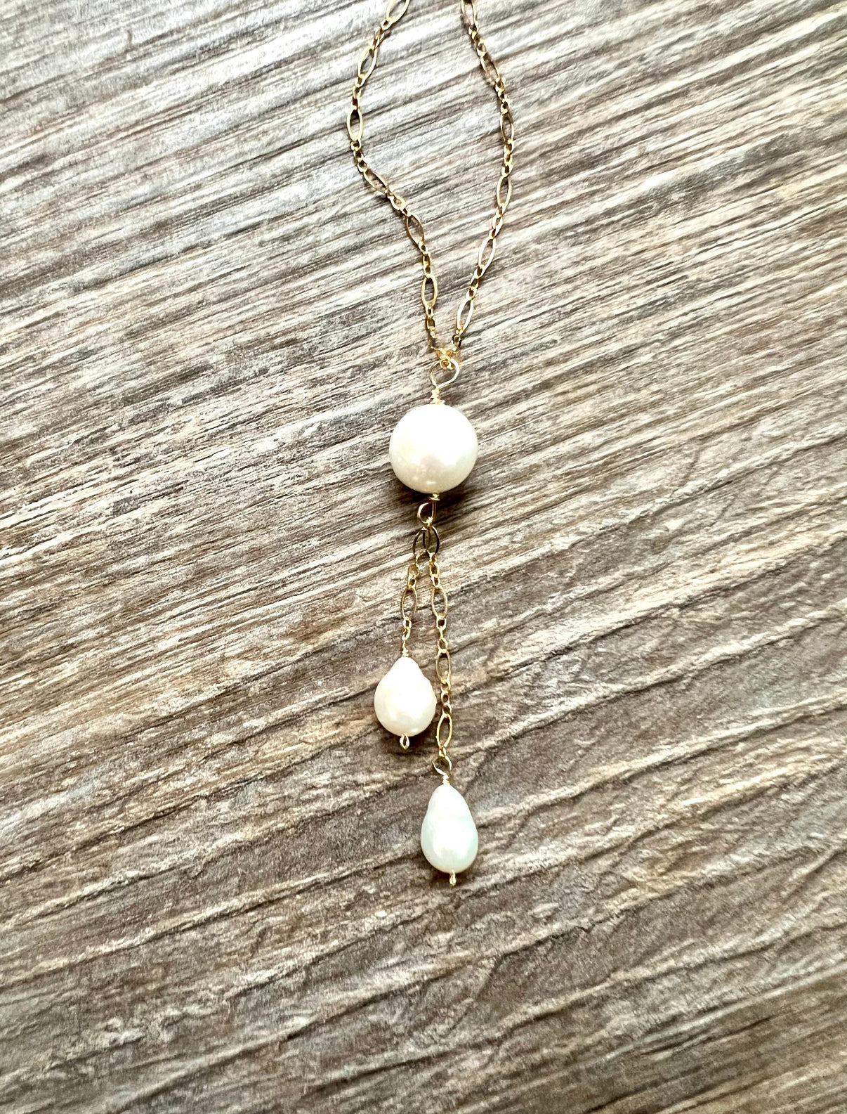 White Edison and Baroque pearl lariat necklace