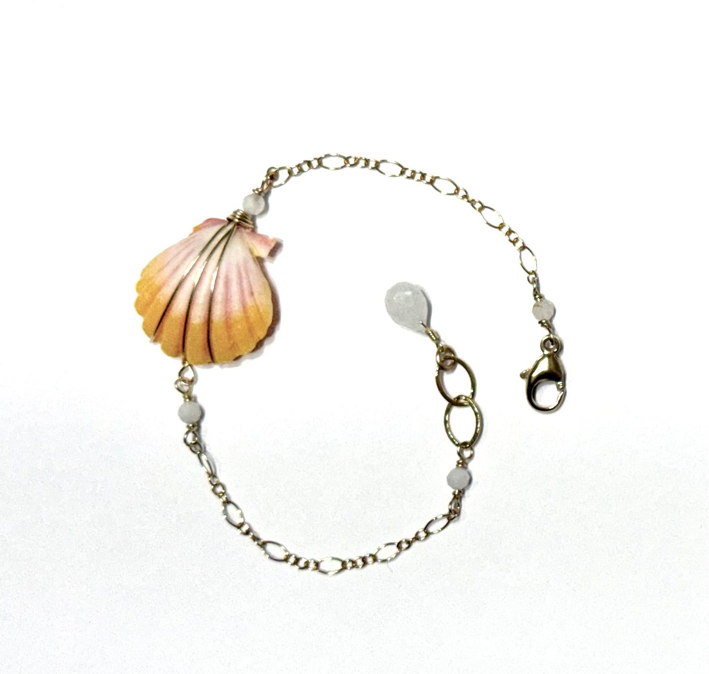 Sunrise shell bracelet