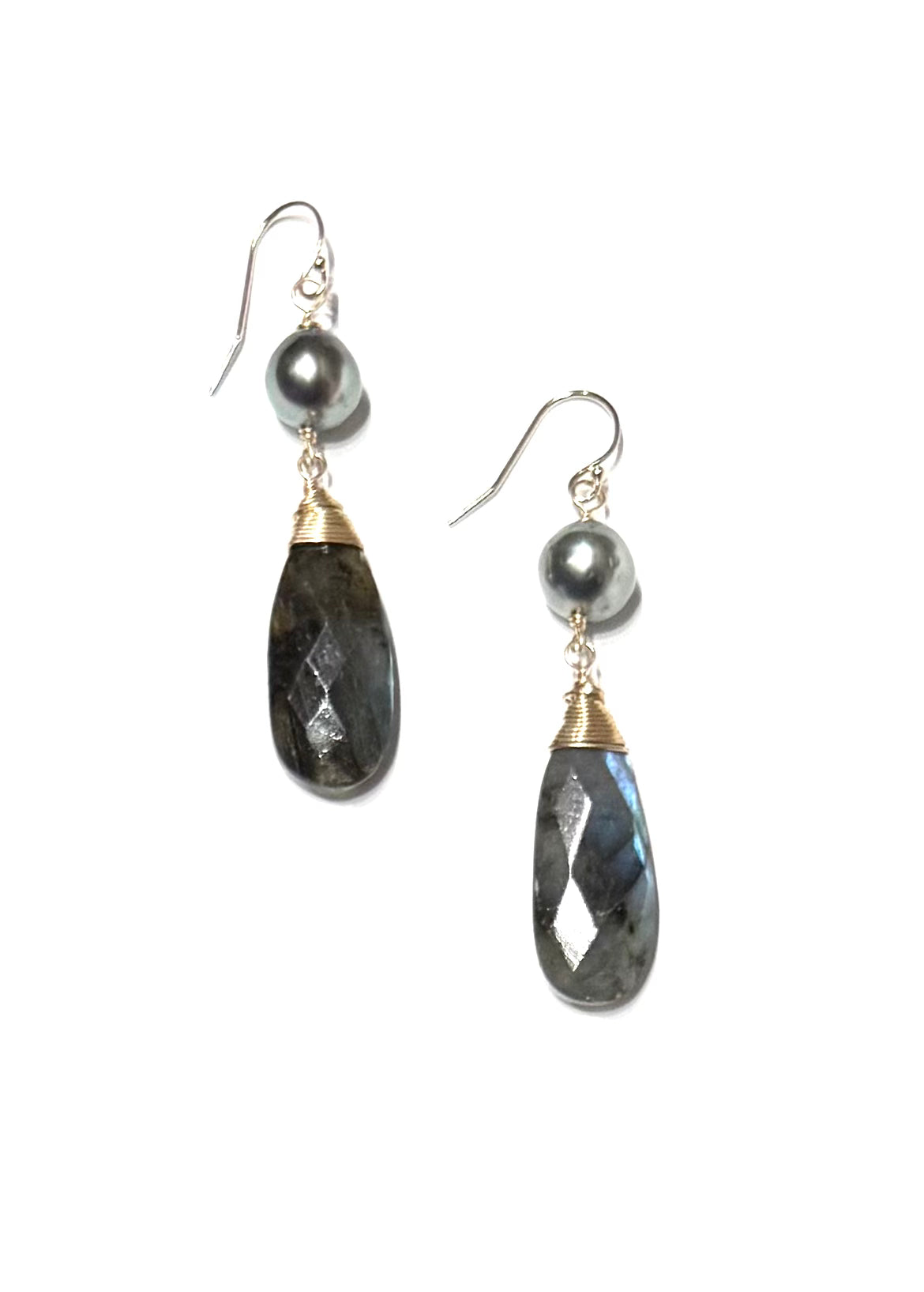 Tahitian pearl and Labradorite earrings