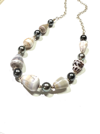 Cone shells and Tahitian Pearls necklace