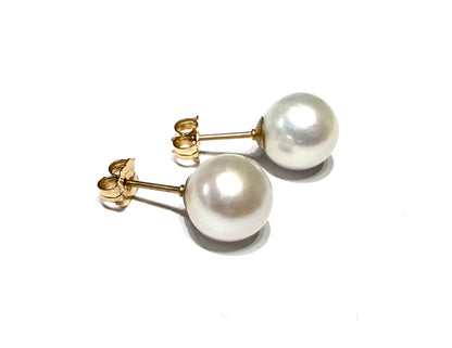 White Edison pearl stud earrings