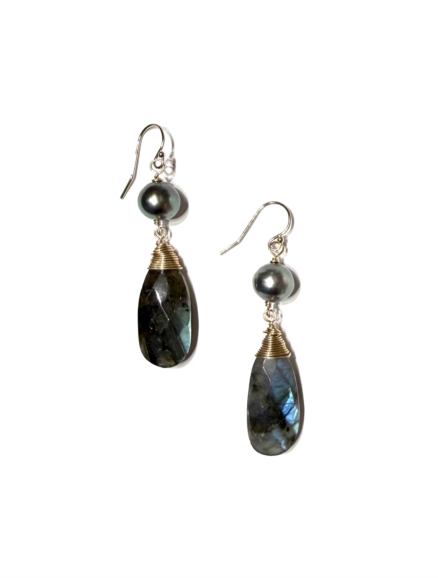 Tahitian pearl and Labradorite earrings