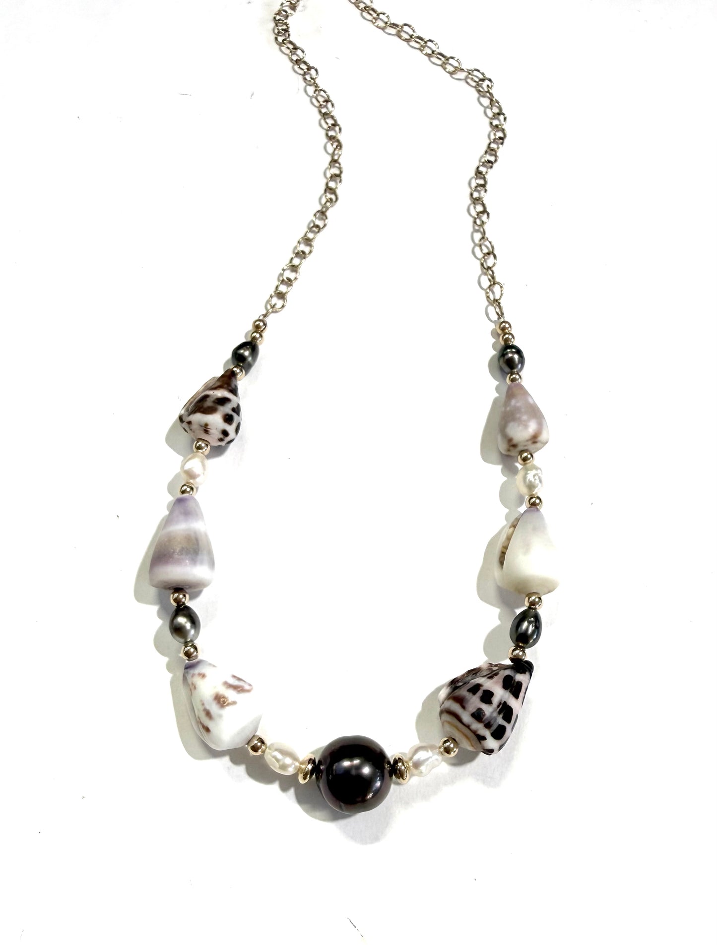 Cone shells, Tahitian pearl, and Tahitian keshi Pearls necklace