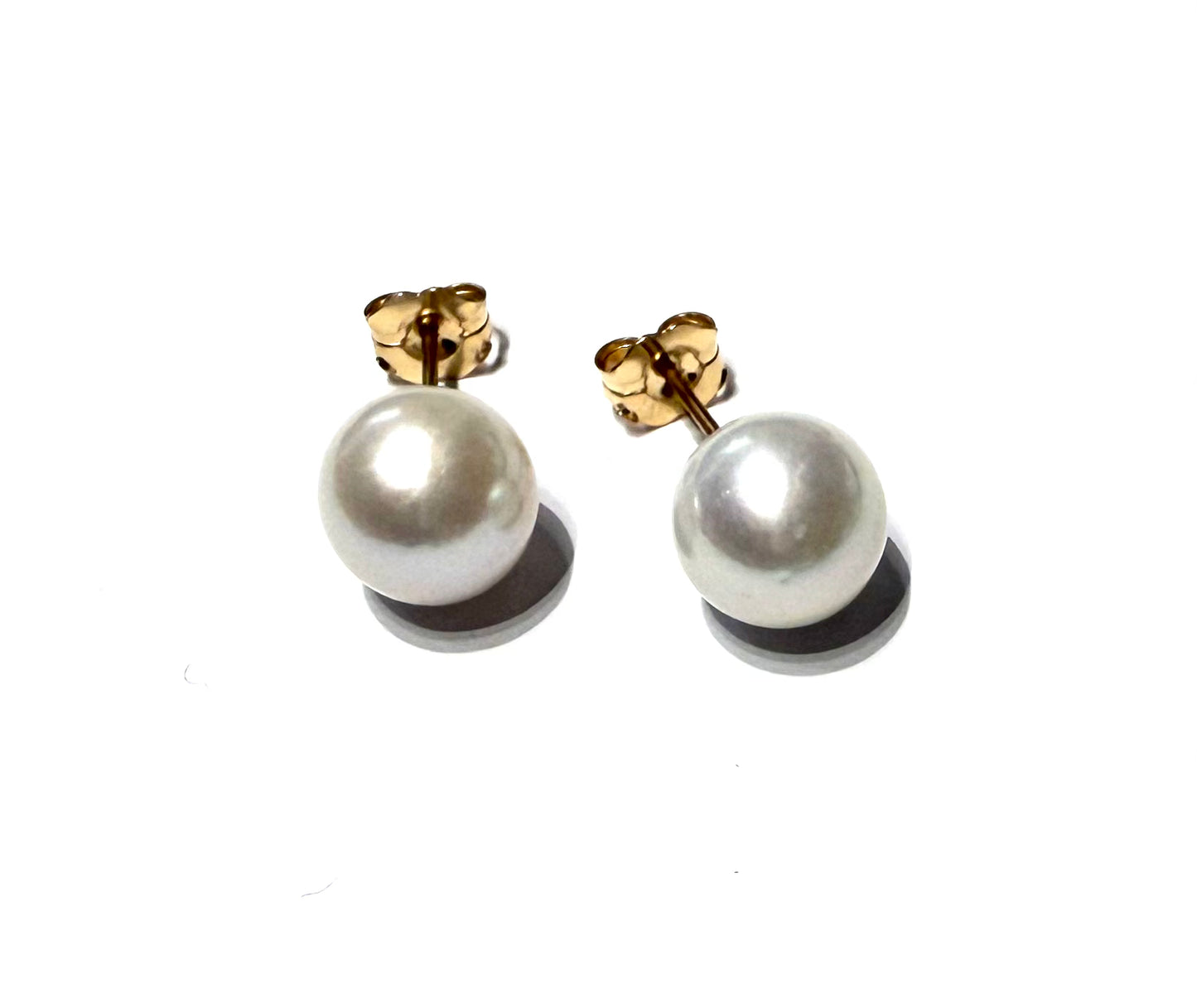 White Edison pearl stud earrings