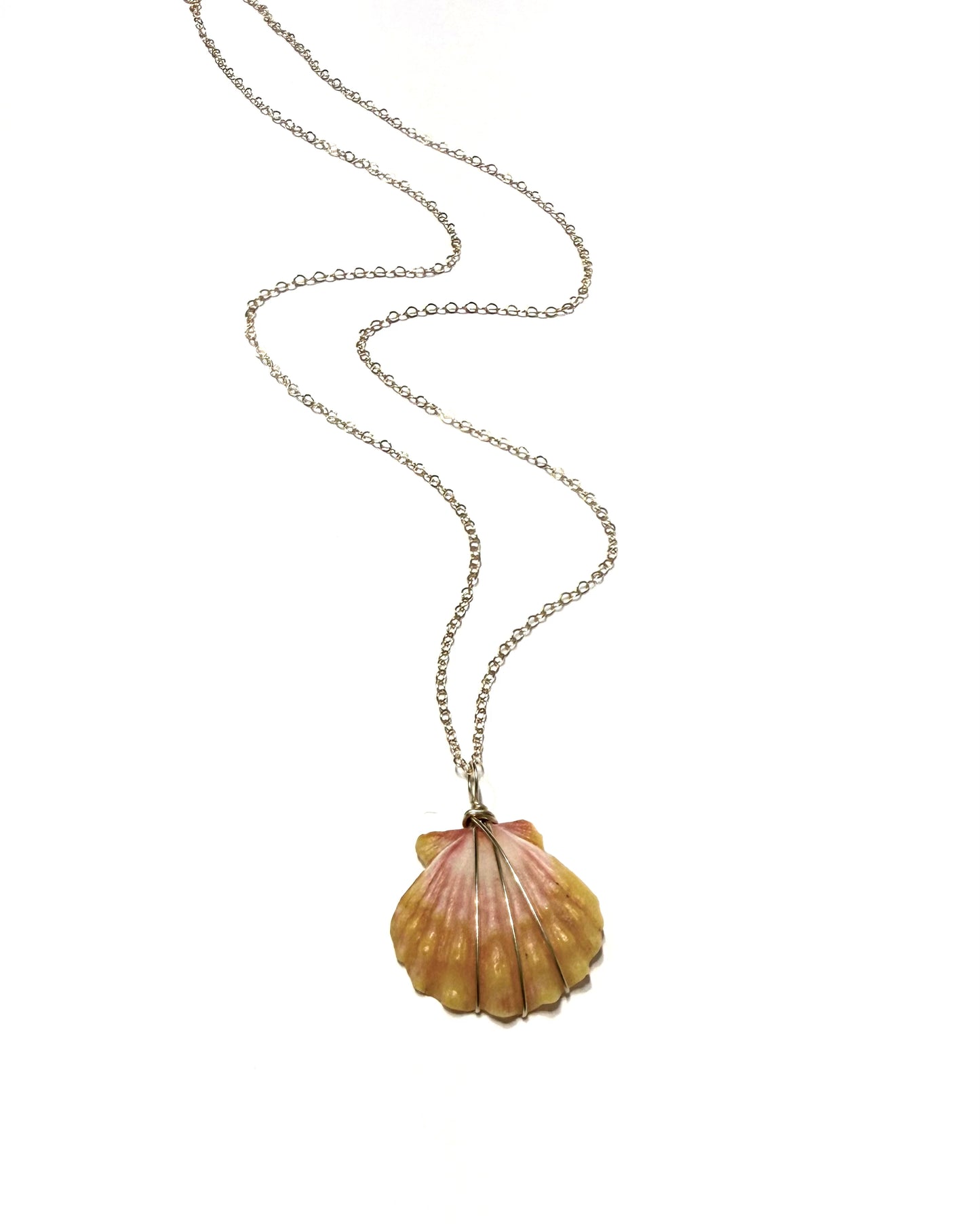 Sunrise shell necklace