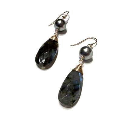Tahitian pearl and Labradorite earrings