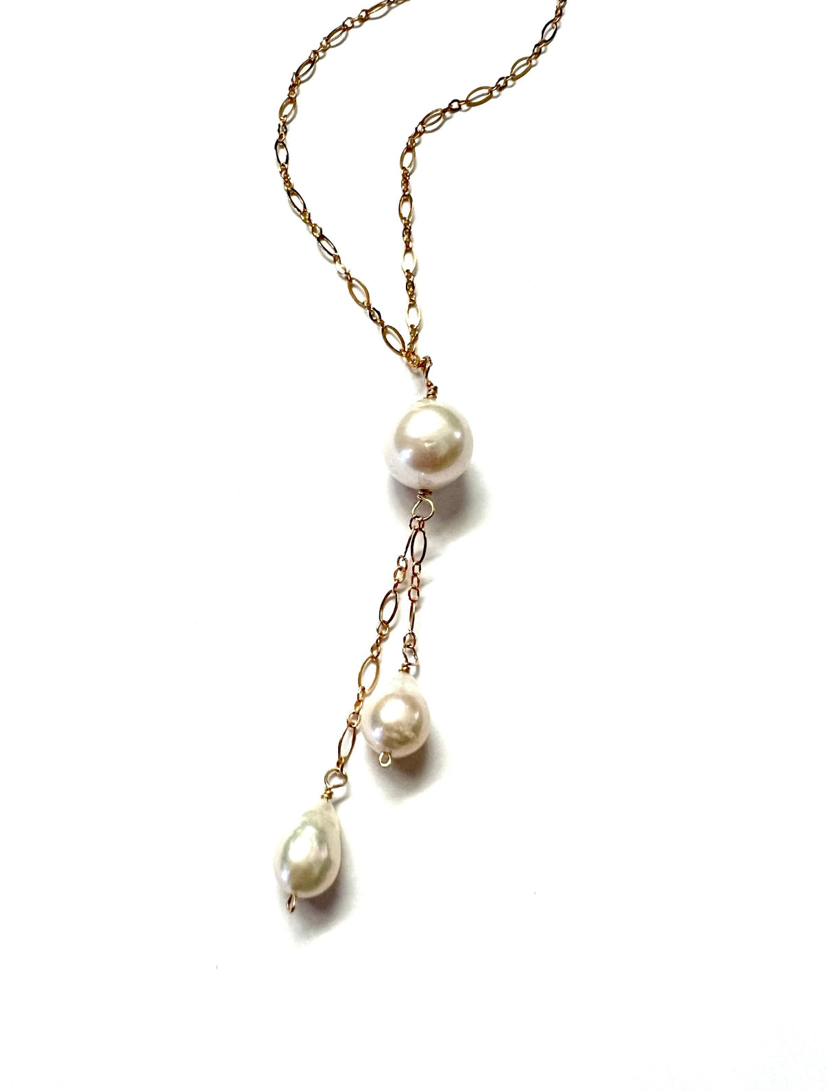 White Edison and Baroque pearl lariat necklace