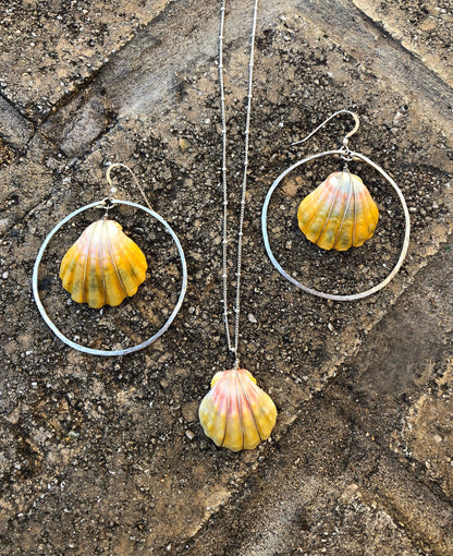 Sunrise shell earrings