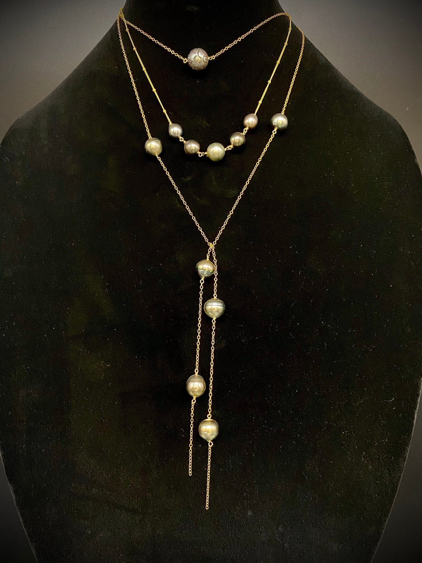 5 Tahitian pearl necklace