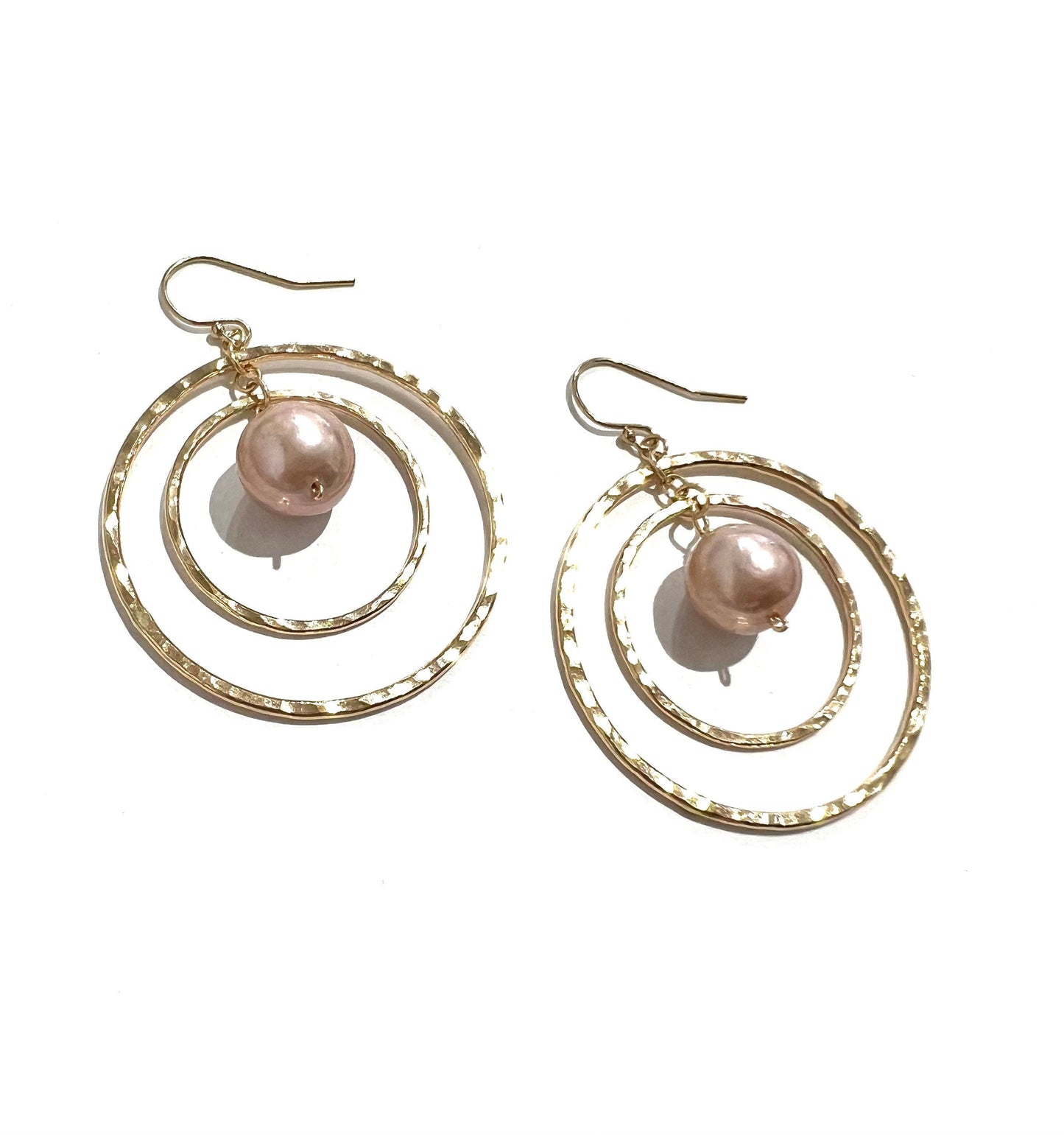 Pink Edison pearl double hoops earrings