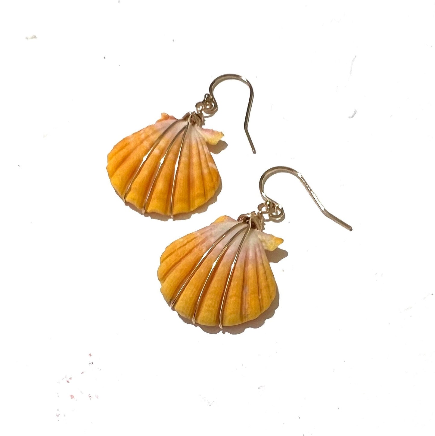 Sunrise shell simple earrings